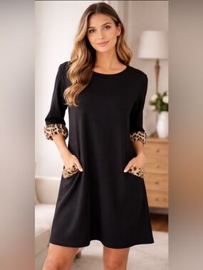 Sara Campbell short sleeve fur trim cheetah pockets swing dress, size large